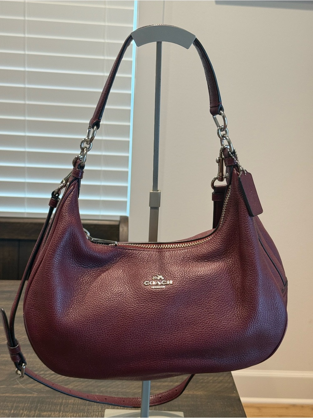 Coach Pebbled Leather Shoulder Bag w/ crossbody EUC